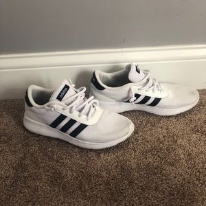 Adidas Sneakers